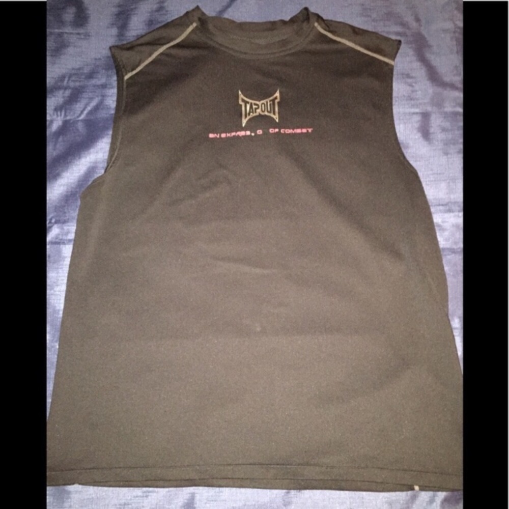 TapouT Sleeveless Shirt